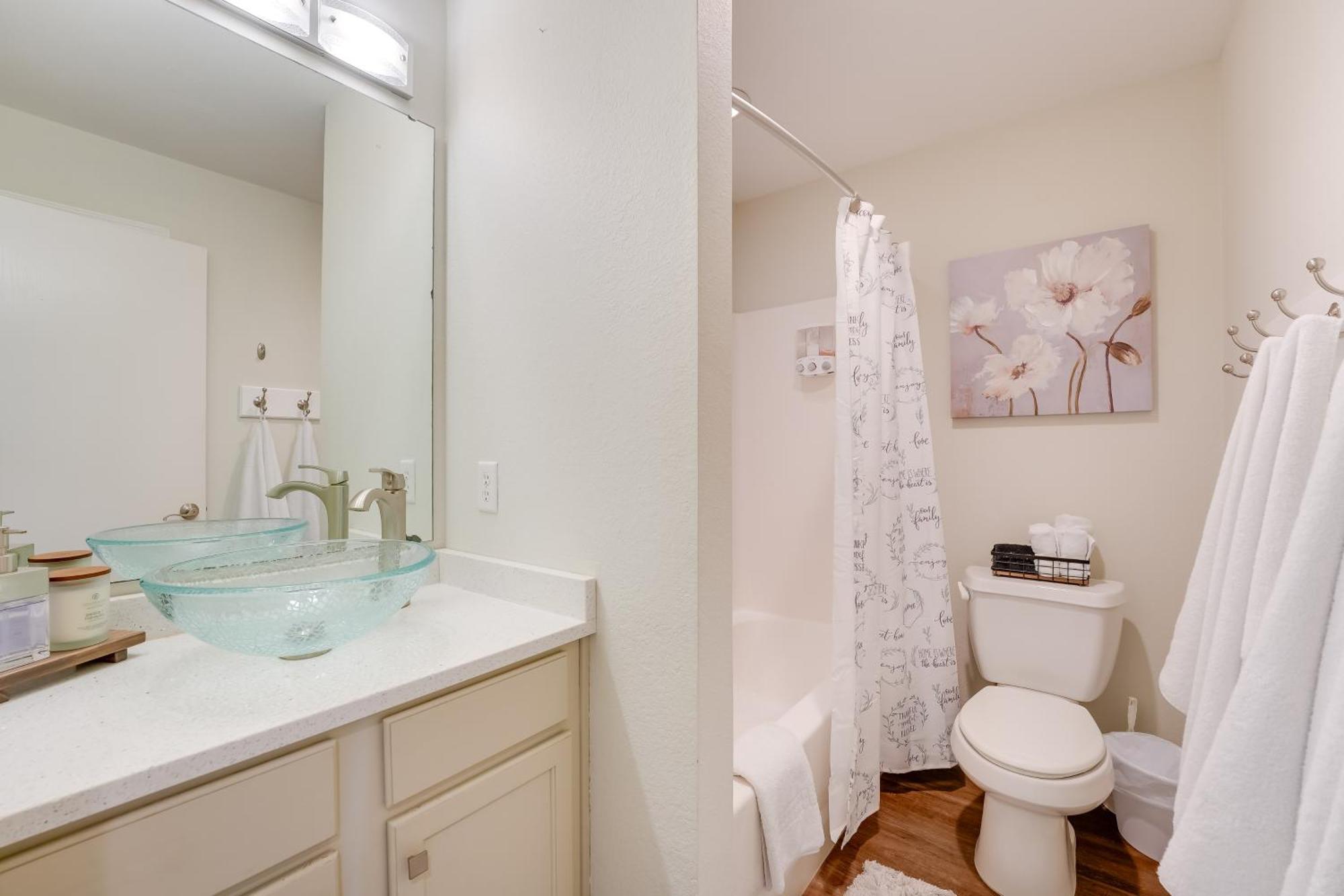 Brandon Condo With Balcony, Strip And Mountain Views! Брэнсон Экстерьер фото