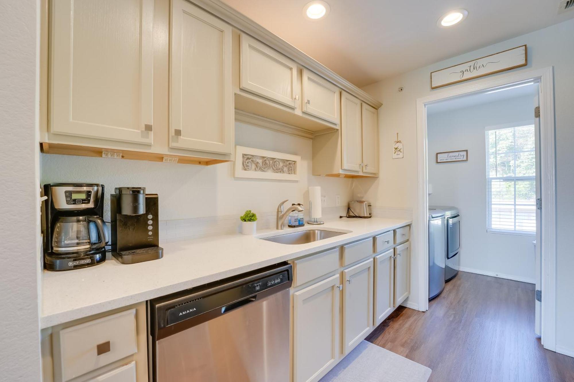 Brandon Condo With Balcony, Strip And Mountain Views! Брэнсон Экстерьер фото
